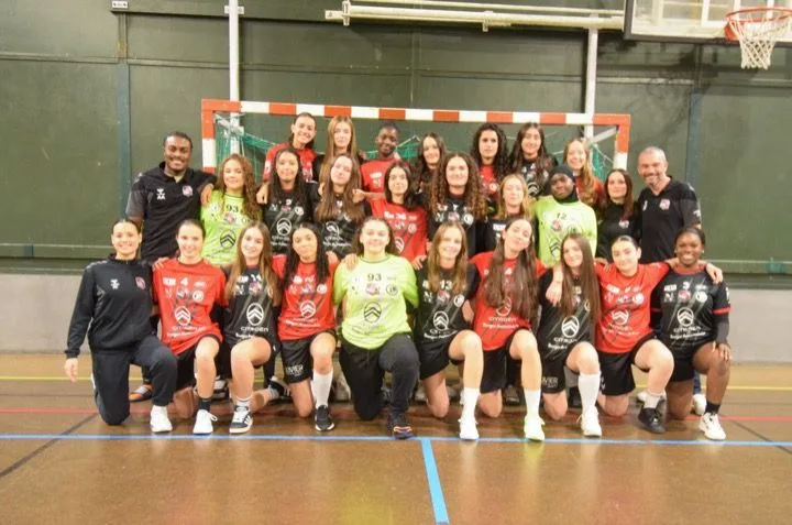 Photo de l’équipe U18F2 · 2025-2026
