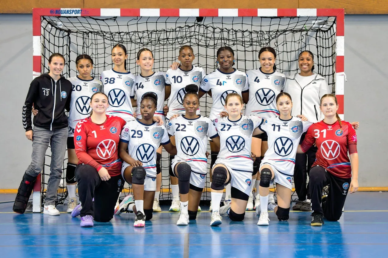 Photo de l’équipe YHB U17F · 2025-2026